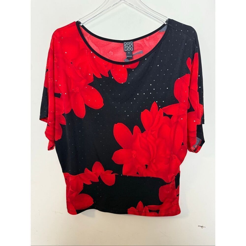 Clara SunWoo Red & Black Floral Shimmer Dolman Top Size Small